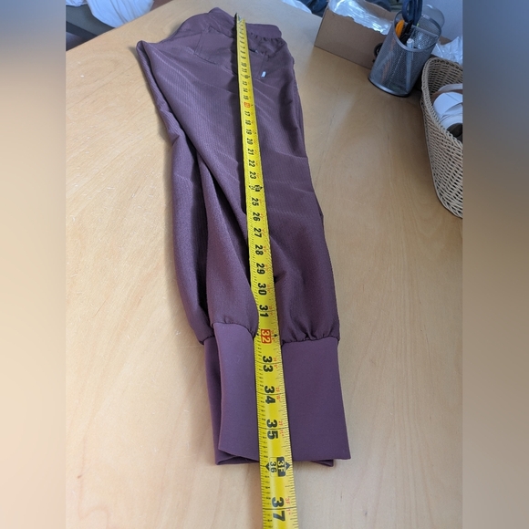 VUORI Women Sweatpants Size XS Color Burgundy/Brown - Picture 12 of 13